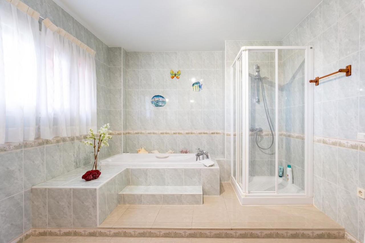 Livemalaga Terrace & Beach Grand House Екстер'єр фото
