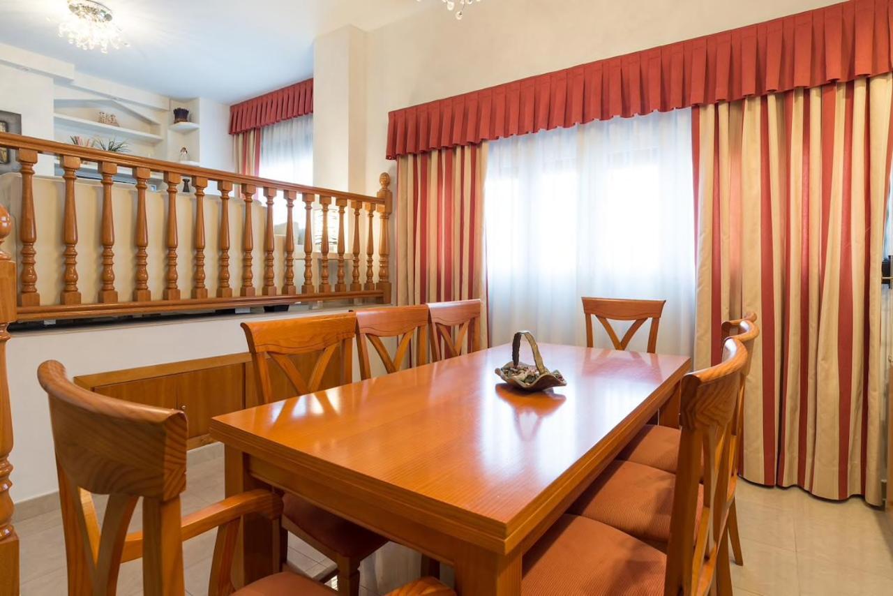 Livemalaga Terrace & Beach Grand House Екстер'єр фото