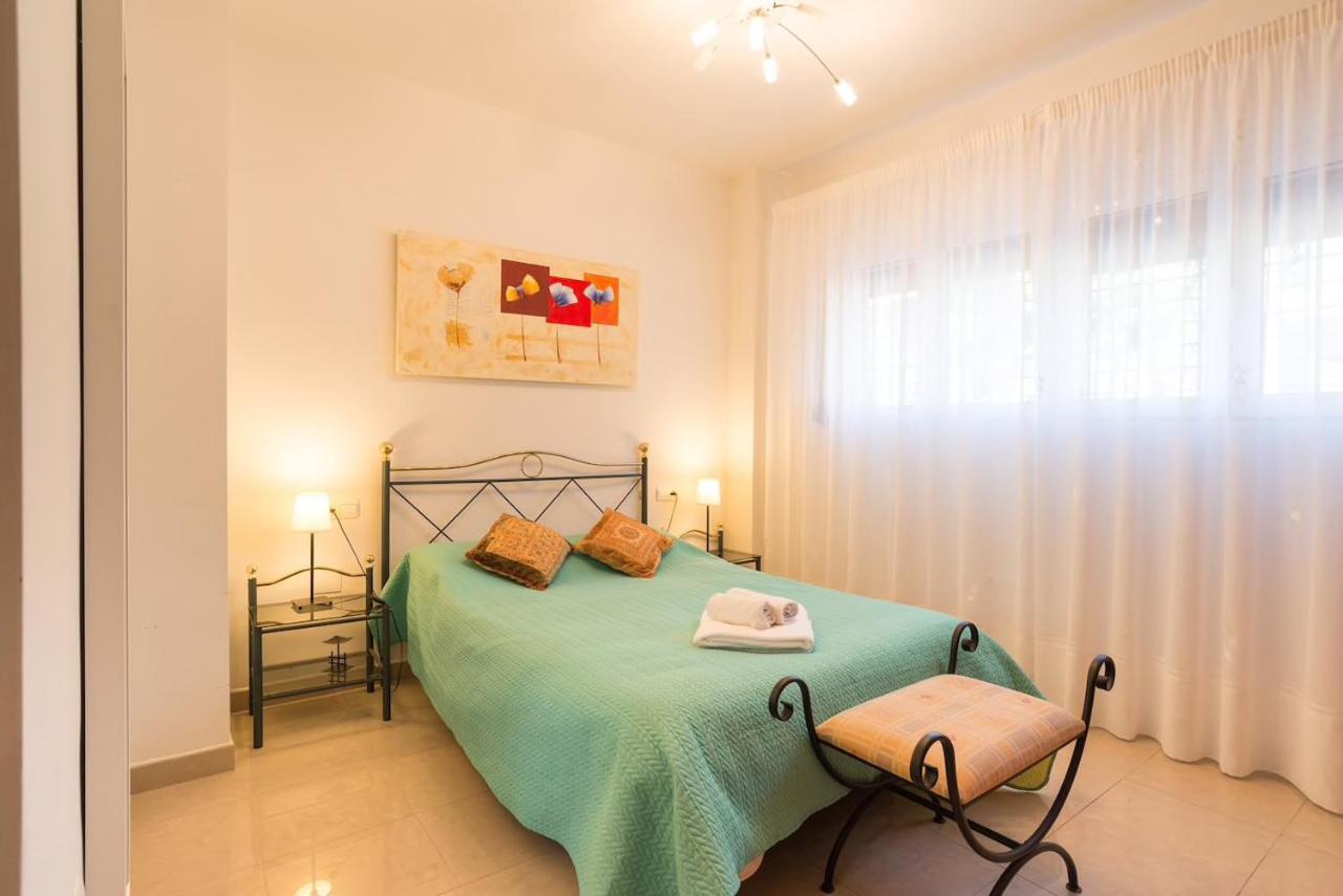 Livemalaga Terrace & Beach Grand House Екстер'єр фото